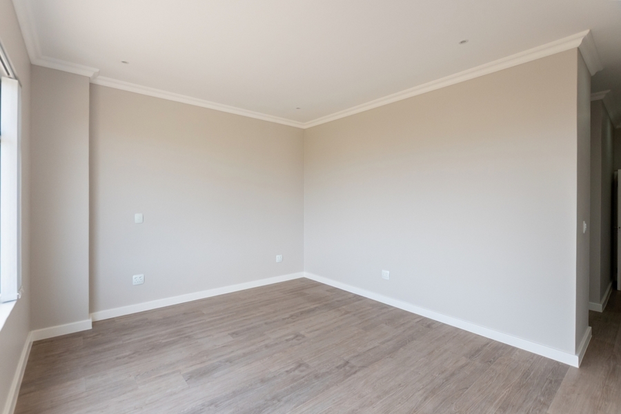 4 Bedroom Property for Sale in Myburgh Park Western Cape